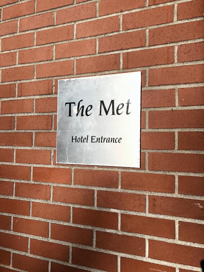 The Met Hotel Нью-Вестмінстер Екстер'єр фото